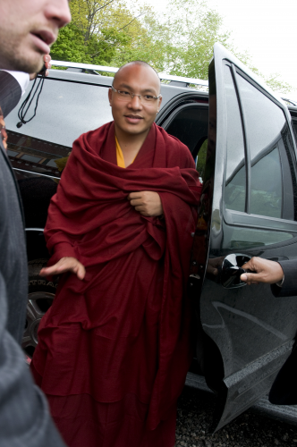 6.3.8-KTD-Karmapa-Arrival-3