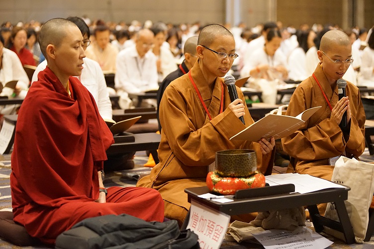 karmapa heart sutra 15Aug2016 8