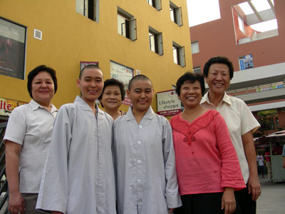 news051102 1-006